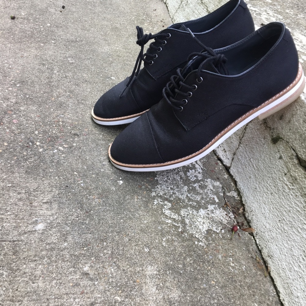 Calvin Klein Atlee Plain Toe Black Derby Shoe